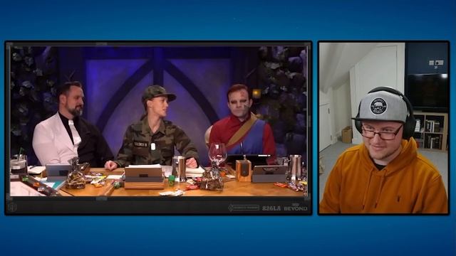 Vox Machina Fan Reacts to Critical Role ALL Halloween Costumes смотреть онлайн