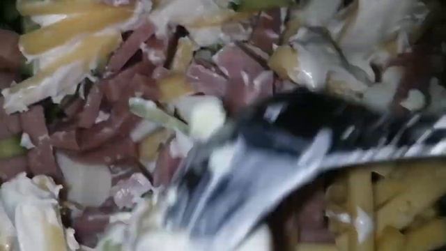 Салат с ветчиной? Быстрый и очень вкусный рецепт? смотреть онлайн