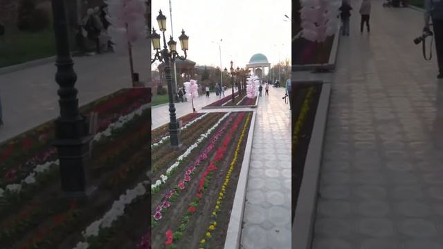 Парк Камола Худжанди в Навруз 21.03.2023. смотреть онлайн