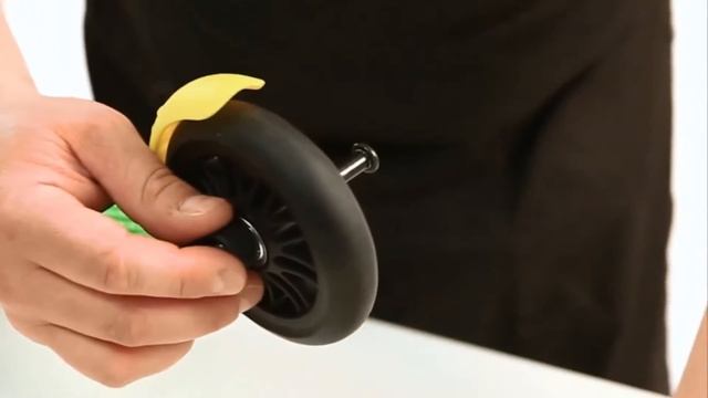 Comment changer la roue arrière B1 de sa trottinette ? смотреть онлайн