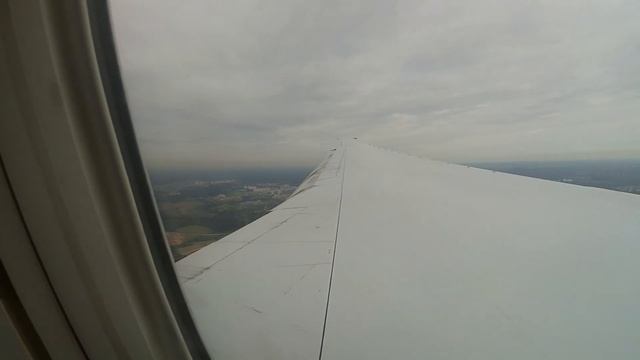 Посадка в аэропорту Шереметьево. Boeing 777 авиакомпании Nordwind airlines (Северный ветер) смотреть онлайн