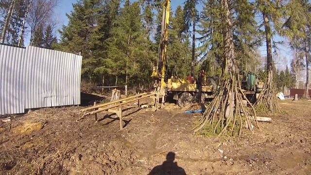 Бурим скважину на воду смотреть онлайн