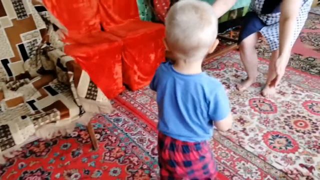 Футболист. Культурная программа. Нужна ли мальчику коляска? смотреть онлайн