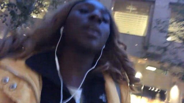 TAKING YOU ON MY ROUTE TO WORK + ALPHA OPEN MIC NIGHT | VLOGMAS 4 смотреть онлайн