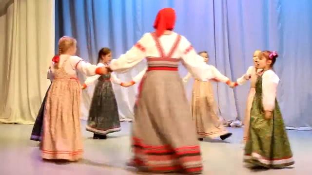 Вятская игра Ты, горох смотреть онлайн