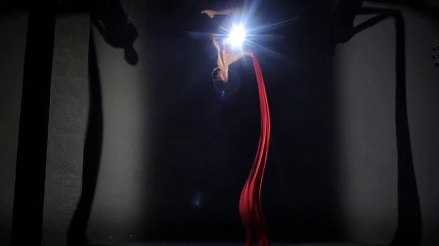 R18Studio Серый Зал смотреть онлайн