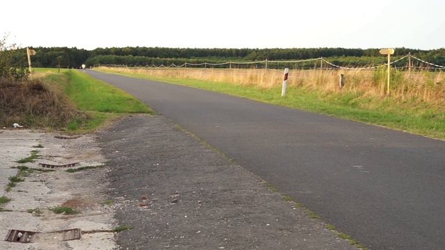 Suzuki DRZ 400 in short action смотреть онлайн