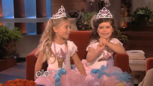 Sophia Grace and Rosie Meet Rihanna смотреть онлайн
