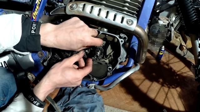 Yamaha TT-R 250, внезапный ремонт. Замена цепи ГРМ. смотреть онлайн