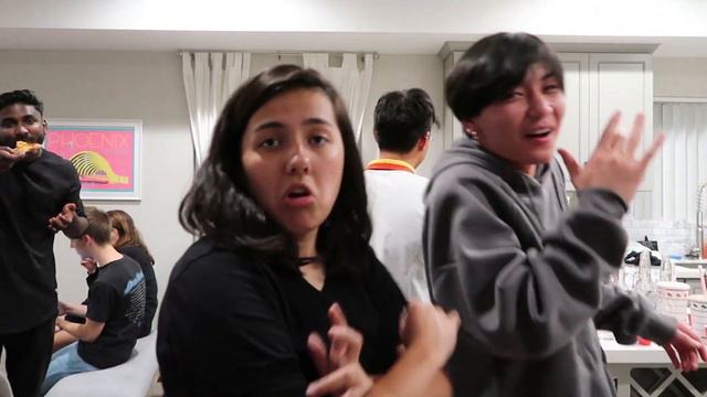 My Trip To LA! (w/ Elle Mills and Friends) смотреть онлайн