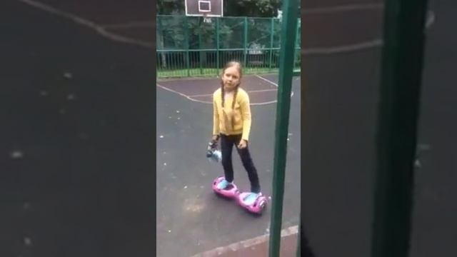 Танцы на гироскутере смотреть онлайн