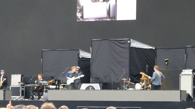 Sam Fender Get You Down Emirates Stadium 3 June 2022 смотреть онлайн