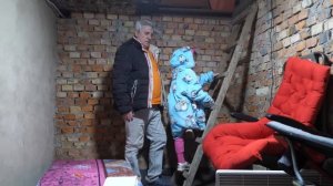 VLOG Уснули ночью в подвале Катя, Алиса, я и новорожденные