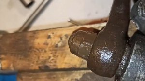 Ремонт маятникового рычага Шевроле-Нивы 2123. Замена подшипников