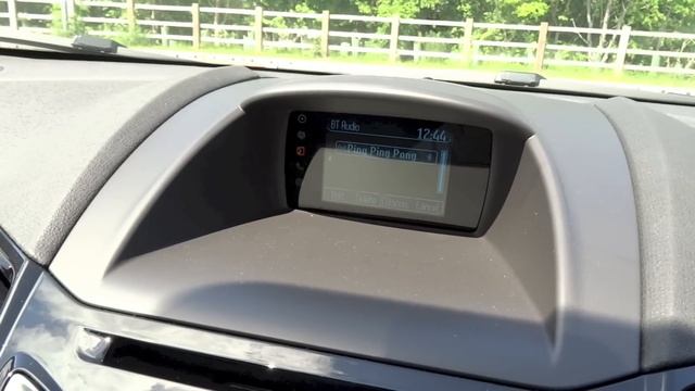 2015 Ford Fiesta 1.0T EcoBoost 125 S/S Zetec S (3-door) Start-Up and Full Vehicle Tour смотреть онлайн