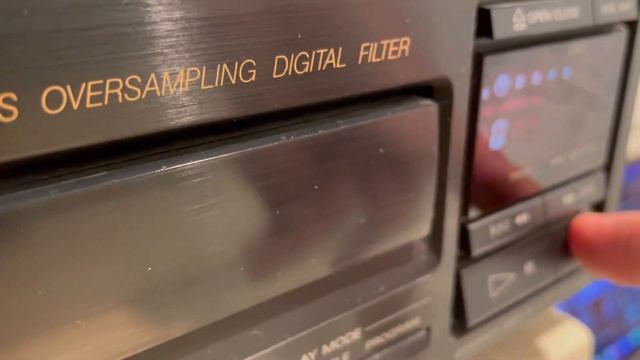 Sony 5 Disc CD Player Carousel CDP-C205 Dual D/A Converter смотреть онлайн