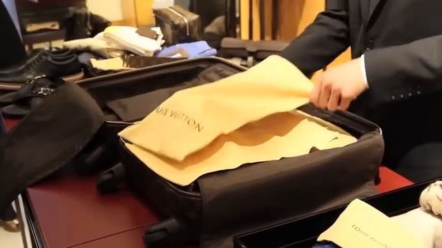 Louis Vuitton "Art of packing" presentation Prague смотреть онлайн