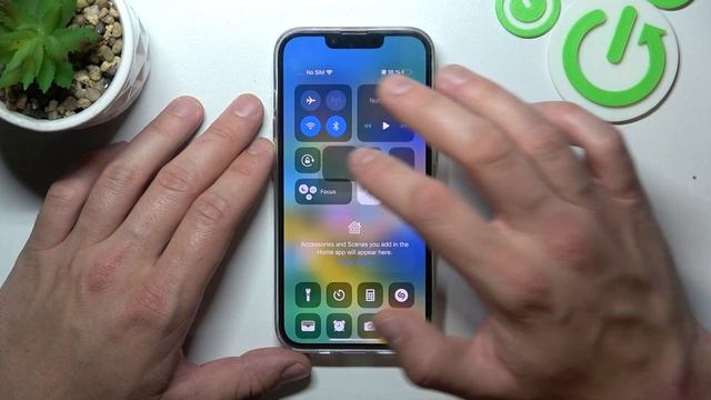Does iPhone 14 Have Screen Mirroring? | iOS Screen Mirroring Feature смотреть онлайн