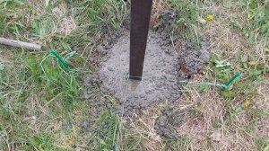 Забор своими руками. Бетонируем угловые столбы. Разметка столбов.