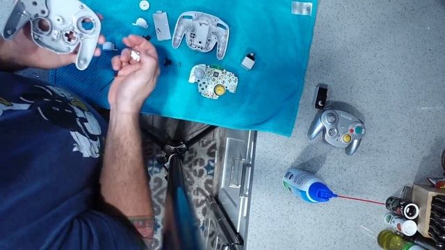 Restoring E-Junk: Nintendo GameCube Wavebird Controller Restoration смотреть онлайн