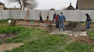 Дешевый ленточный фундамент и полы по грунту