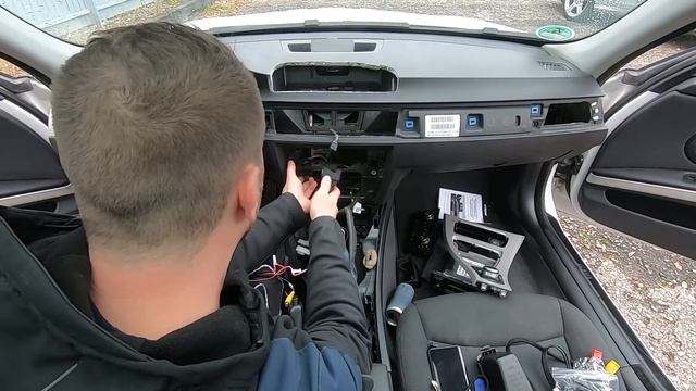 BMW E90 E91 E92 E93 Xtrons Android Radio Navigation Einbau 10.25