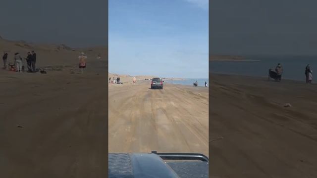 Казахстан. Едем вдоль водохранилища Капчагай на Масленицу. Land Rover Defender. Kazakhstan. March смотреть онлайн
