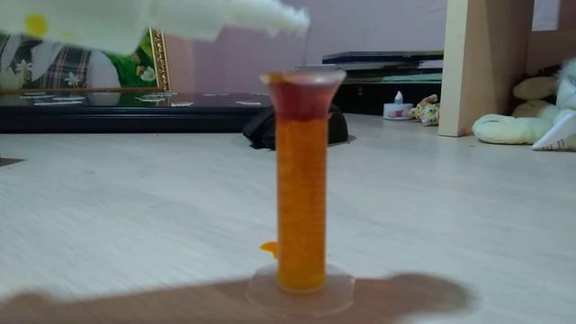 Что будет если смешать силикатный клей и краситель ? Эксперимент смотреть онлайн