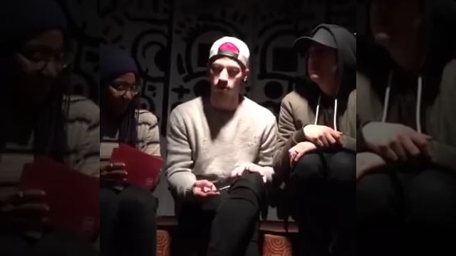 Twenty One Pilots Interview + F*ck-Marry-Kill Game смотреть онлайн