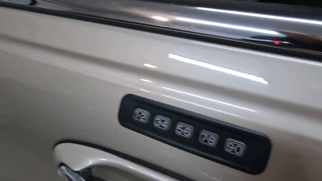 07 Lincoln Town Car - Testing the alarm system смотреть онлайн