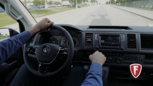 Тест драйв Volkswagen Caravelle T6 2017. Видеообзор Фольксваген Каравелла Т6 - ФАВОРИТ ХОФФ