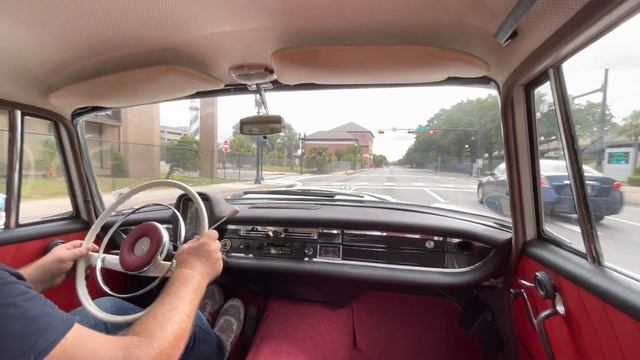 1963 Mercedes Benz 190c W110 city and highway drive смотреть онлайн