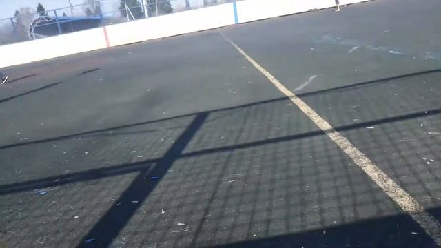 Мигранты играет футбол в город Москва район Троицк смотреть онлайн