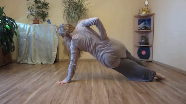 1 цикл хатха йоги для начинающих 3 дерево, аист, планка, живот, бандха, шавасана смотреть онлайн