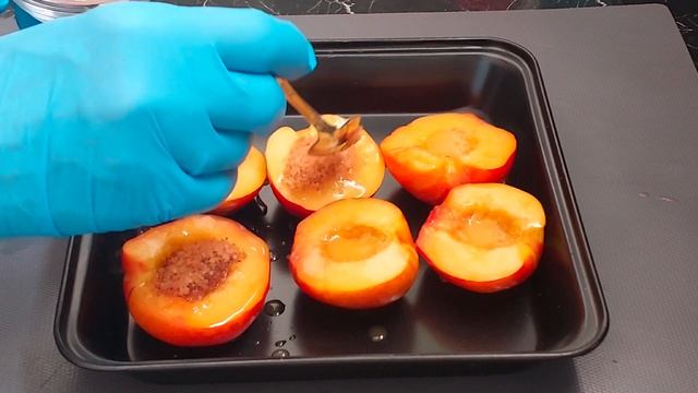 Десерт из запеченных нектаринов (гриль NINJA,духовка) с мороженым.Nectarine dessert with ice cream смотреть онлайн