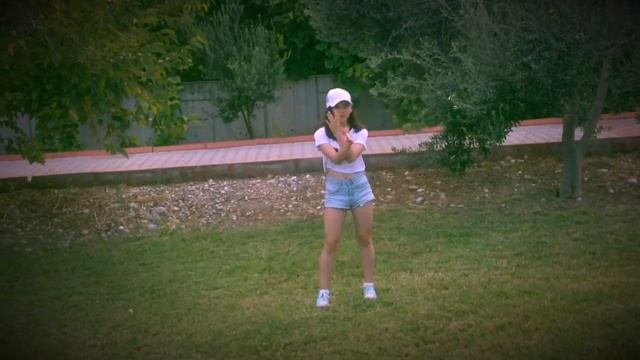 'Bboom Bboom' - Momoland| Dance cover by Nastya Fun смотреть онлайн