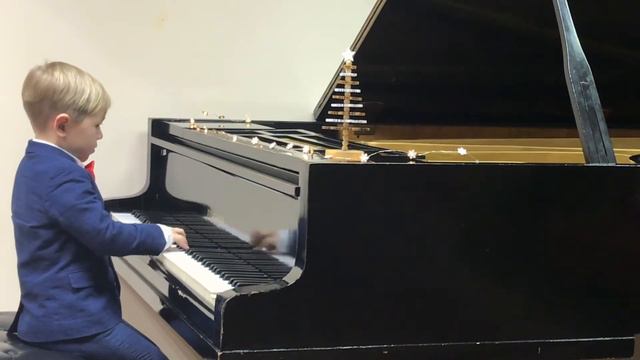 Кадкин Миша 7 лет 1 класс смотреть онлайн