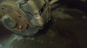 Замена передних тормозных колодок на Ваз 2110 2112 Калина и другие тазы