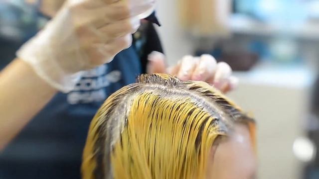 КАК ПОЛУЧИТЬ КРАСИВЫЙ БЛОНД | БЛОНДИНКА | РУКОВОДСТВО К ОКРАШИВАНИЮ В БЛОНД смотреть онлайн