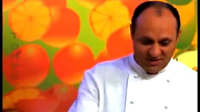 Как растолочь чеснок, сделать чесночную пасту мастер-класс шеф-повара / Илья Лазерсон смотреть онлайн