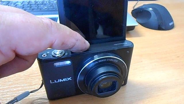 Panasonic Lumix DMC - SZ10 Poškozený Objektiv