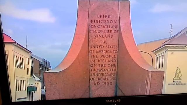 Iceland's Hallgrimskirkja church смотреть онлайн