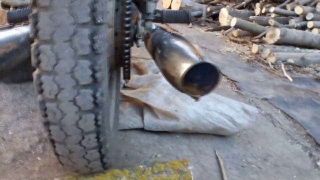 ЗВУК ВЫХЛОПА ЯВА 350 / EXHAUST SOUND JAWA 350 смотреть онлайн