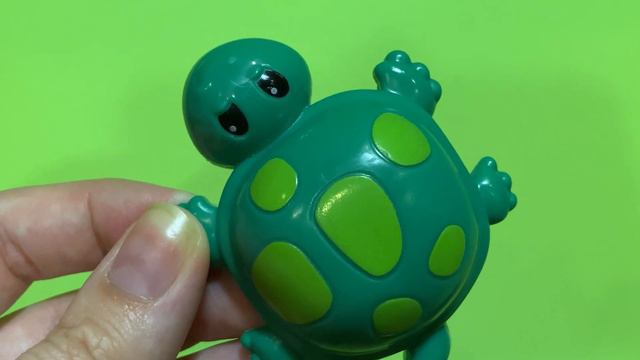Играем с Мотей! Морские животные! Видео для детей. смотреть онлайн