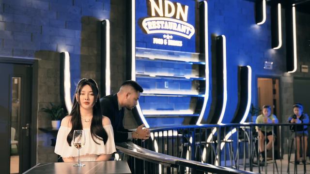 Ít Nhưng Dài Lâu - Chu Thuý Quỳnh ft. Yan Nguyễn | Official MV | Ít thôi nhé không nhiều... смотреть онлайн