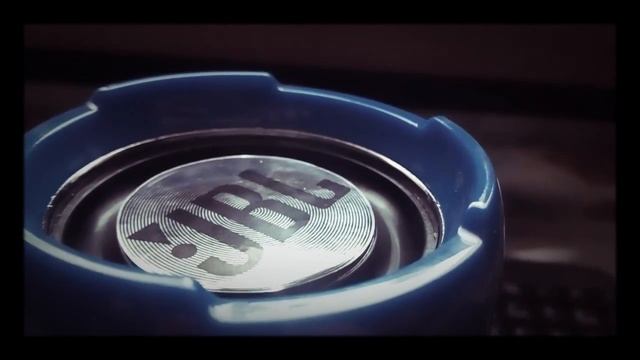 Бас тест колонки JBL . смотреть онлайн