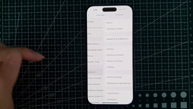iPhone iOS 17: How to Change The Name Of Your Phone смотреть онлайн