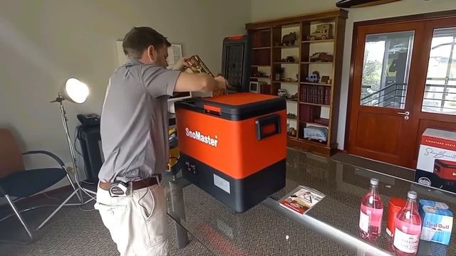 SnoMaster SMDZ-LS55 fridge/freezer lasts up to 5 days Off-grid - Technical Review by SA4x4 Online смотреть онлайн