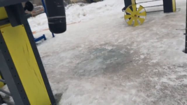 Насколько выносливы кнопочные телефоны? смотреть онлайн