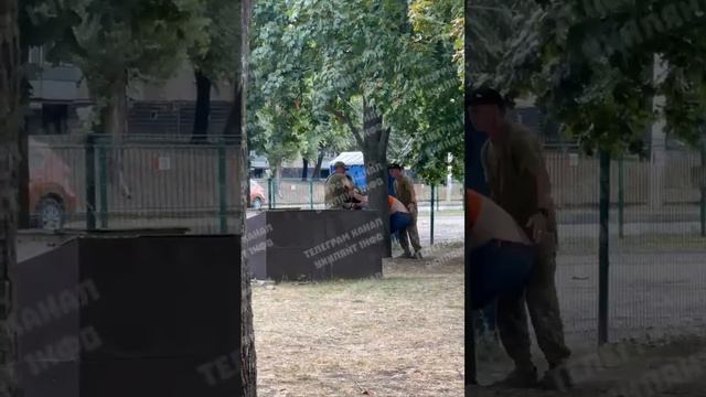 Не хочет умирать за Зеленского смотреть онлайн